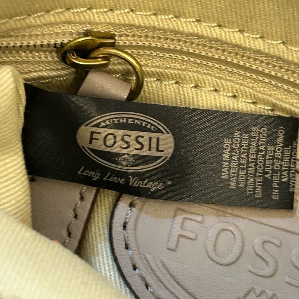 Fossil Elegant Cow-Hide  Leather Crossbody Bag
